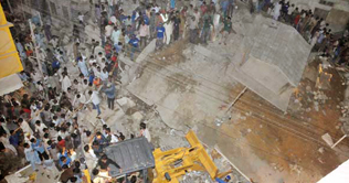 Karachi: Twelve die in Liaquatabad building collapse